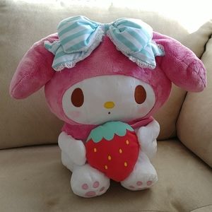 Sanrio My Melody plush tissue box holder (Strawberry Sweetness kuji last prize)